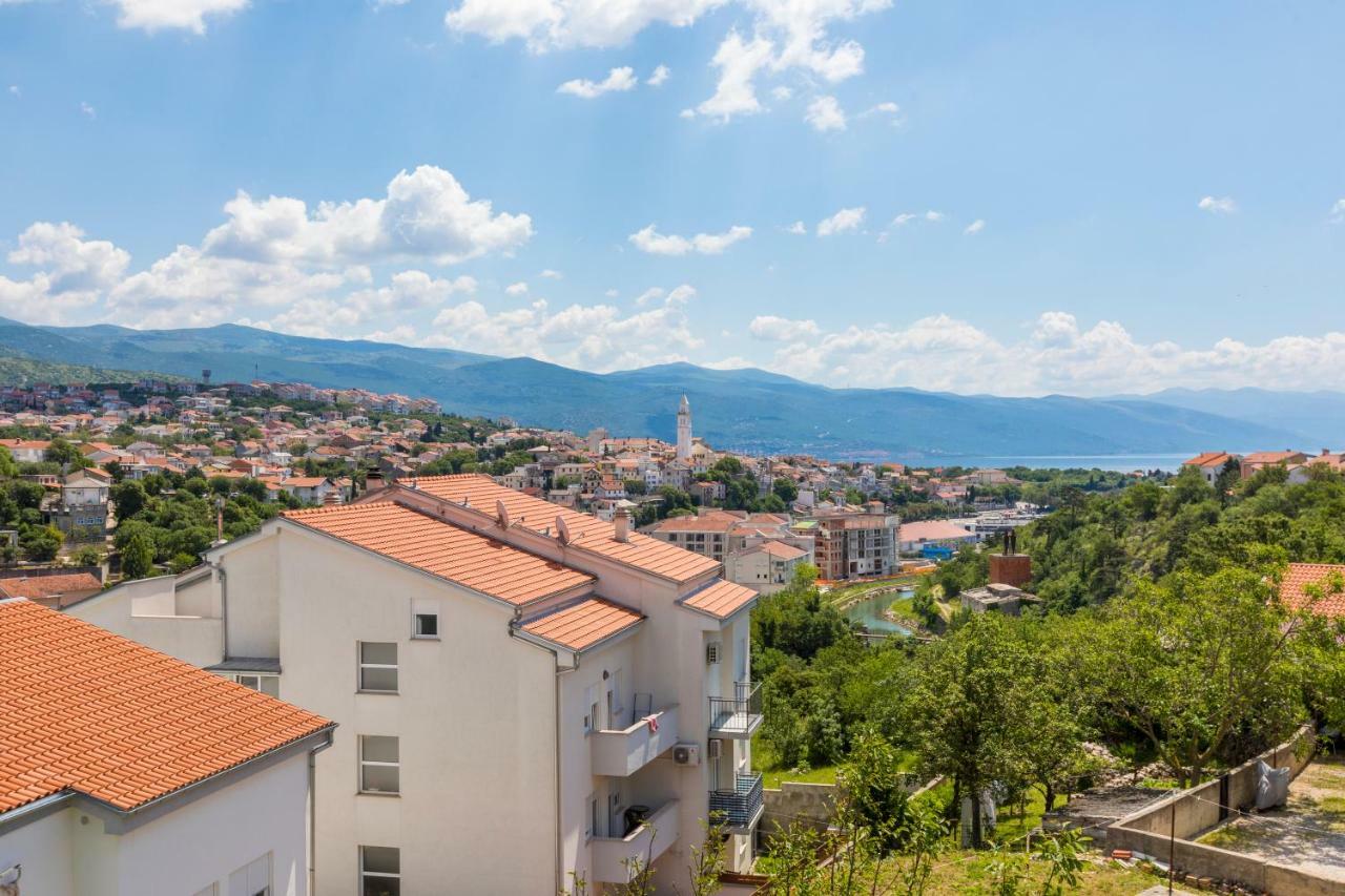 Apartments Marica Novi Vinodolski Exteriör bild
