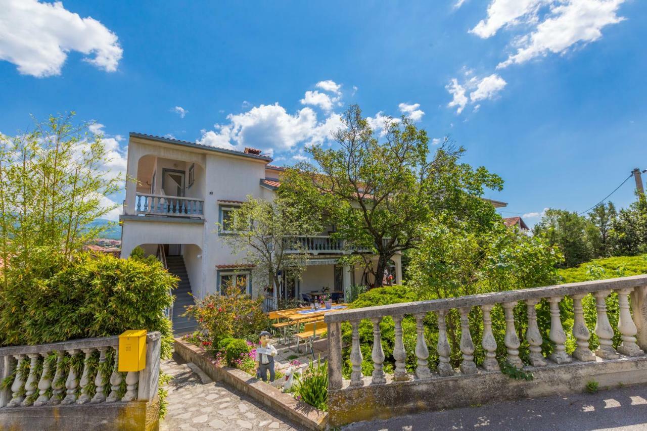 Apartments Marica Novi Vinodolski Exteriör bild